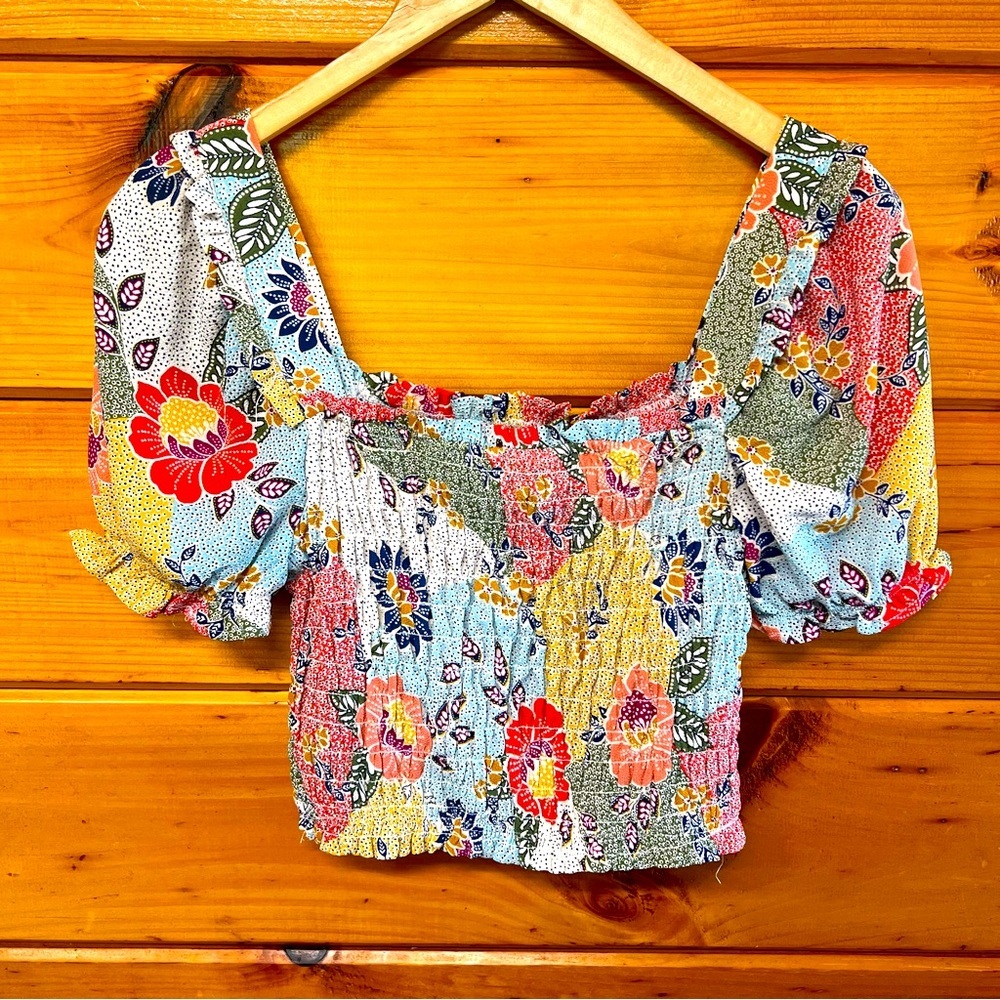 Smocked Puff-Sleeve Floral Crop Top - Multicolor
